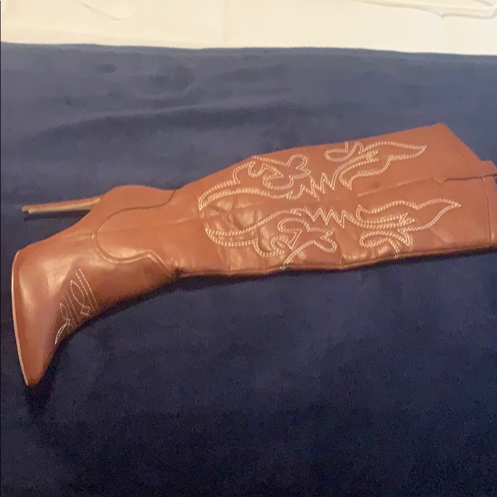 Rodeo heel boots